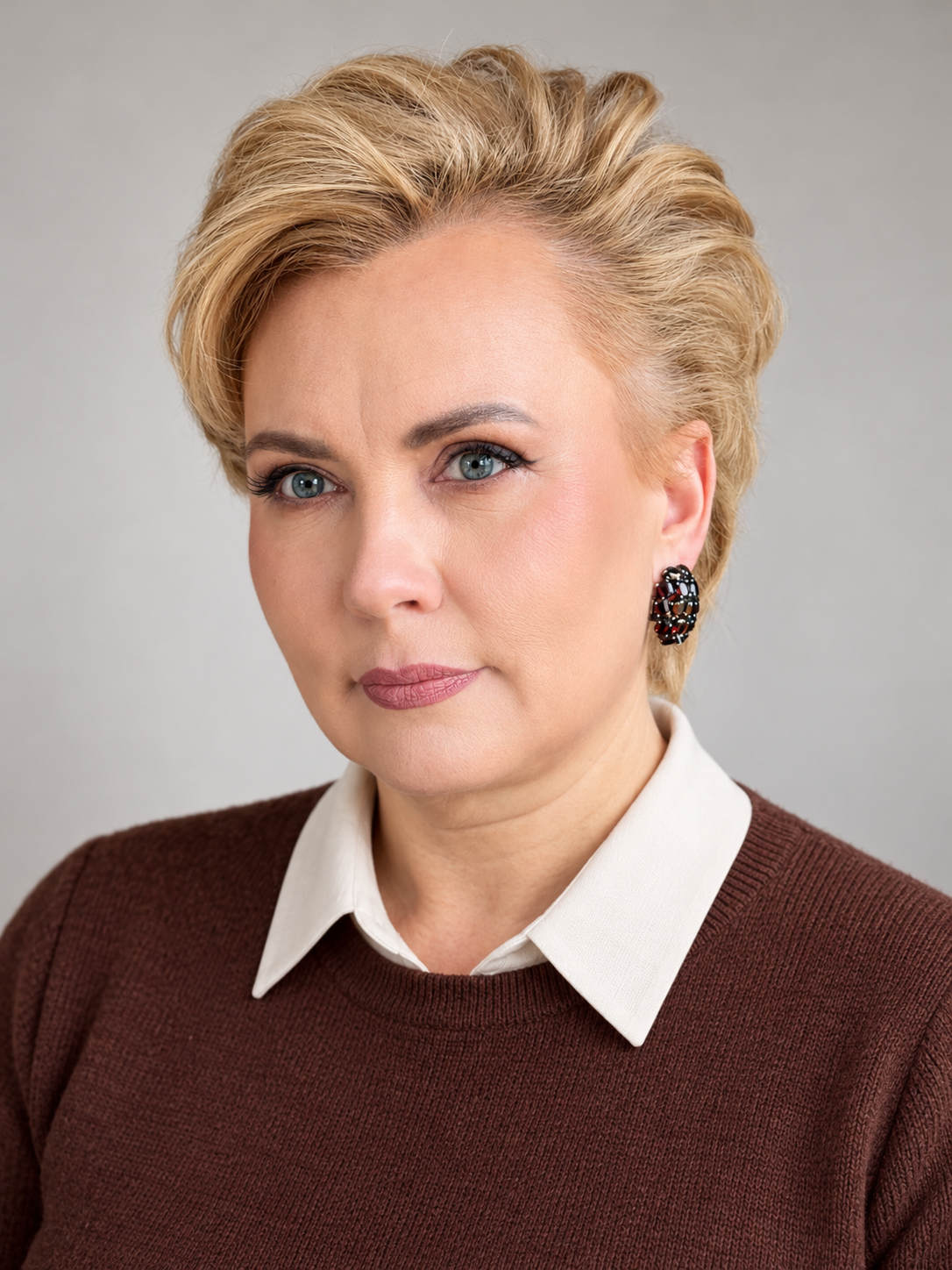 Jeļena Ivanova - portrets